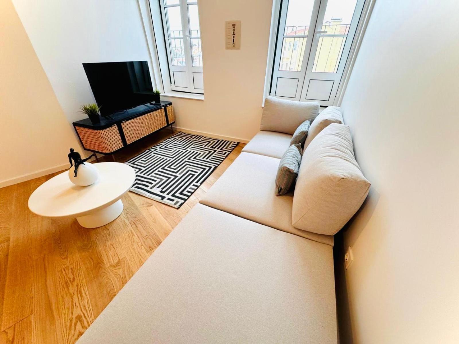 Lisbon Pink House II Beautiful 2 Bedroom Flat In City Center Екстериор снимка