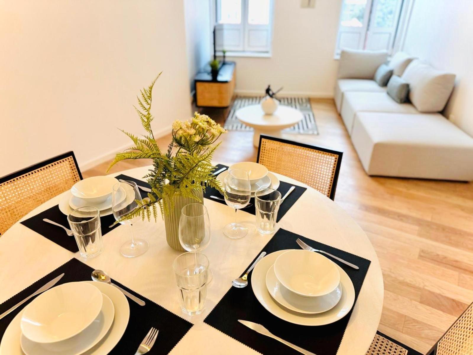 Lisbon Pink House II Beautiful 2 Bedroom Flat In City Center Екстериор снимка