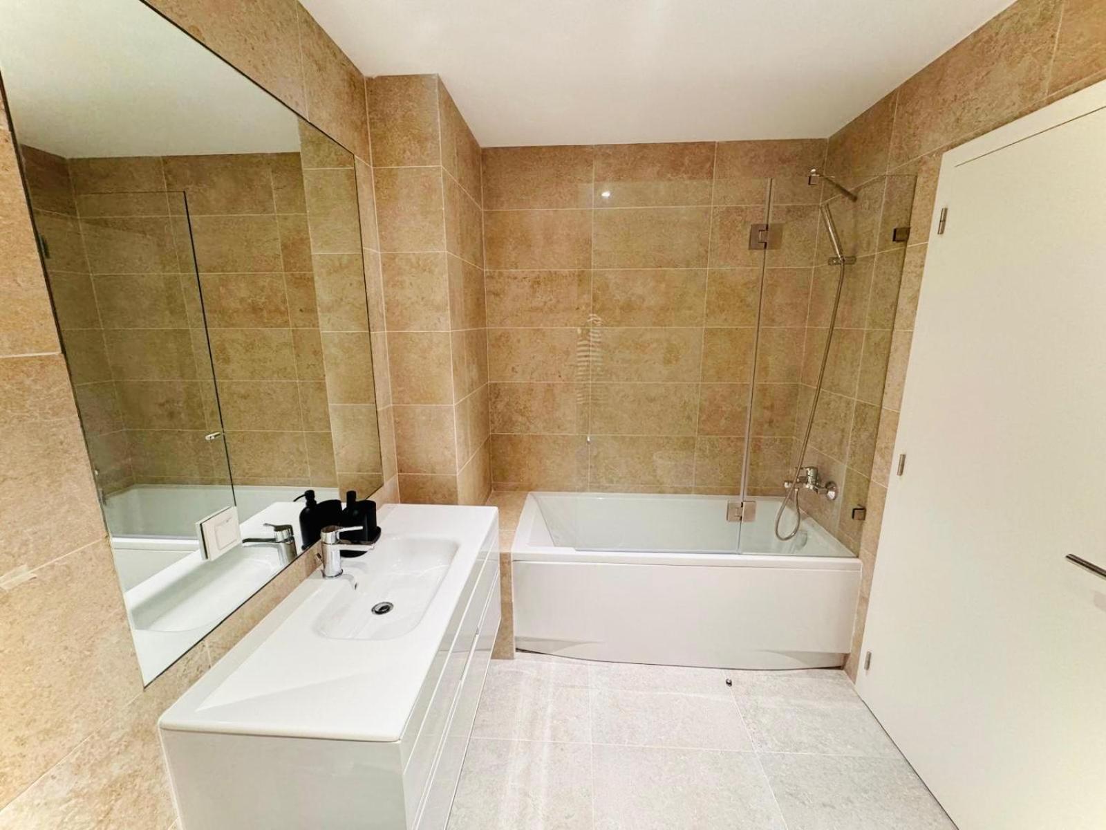 Lisbon Pink House II Beautiful 2 Bedroom Flat In City Center Екстериор снимка
