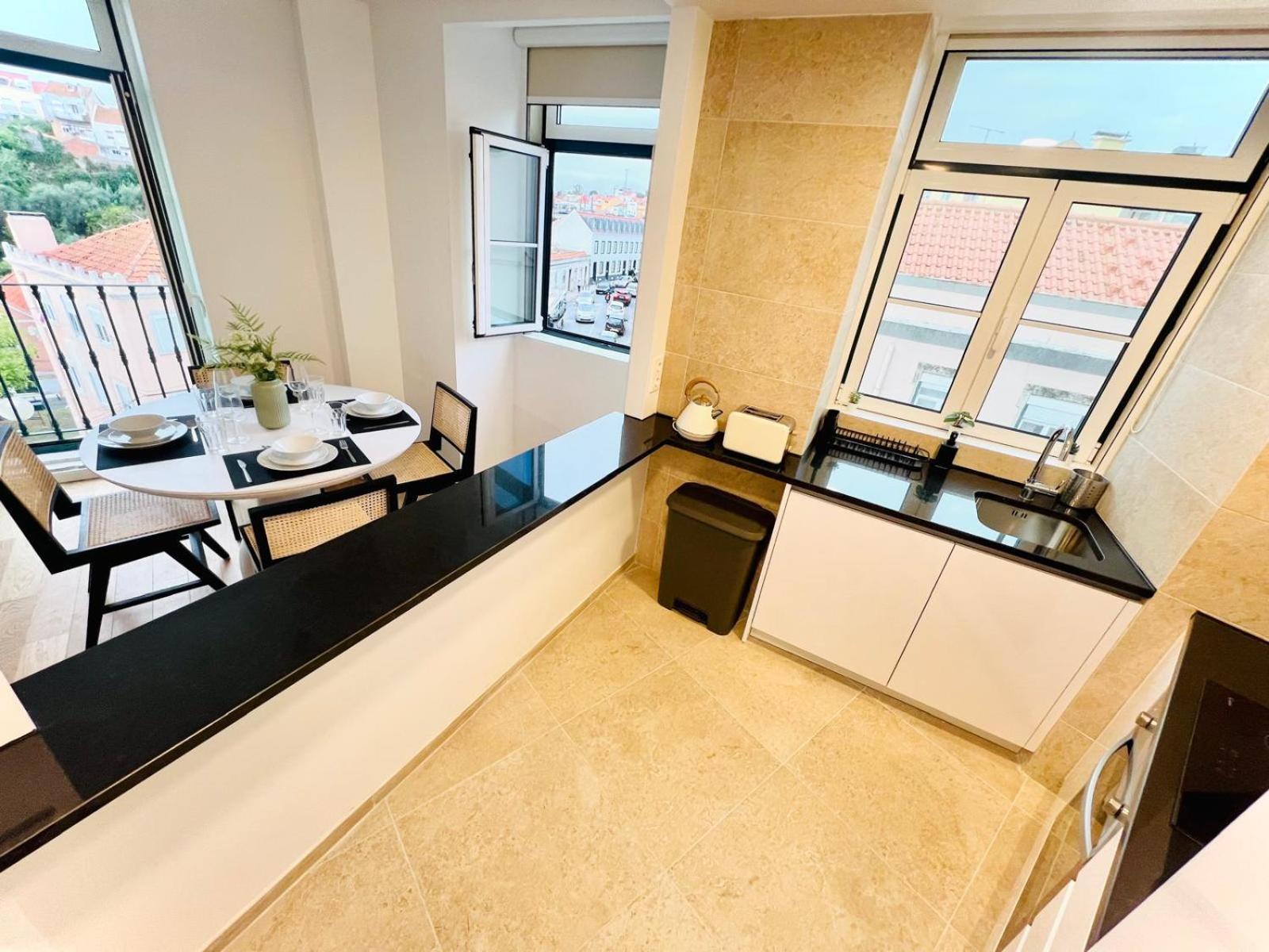 Lisbon Pink House II Beautiful 2 Bedroom Flat In City Center Екстериор снимка