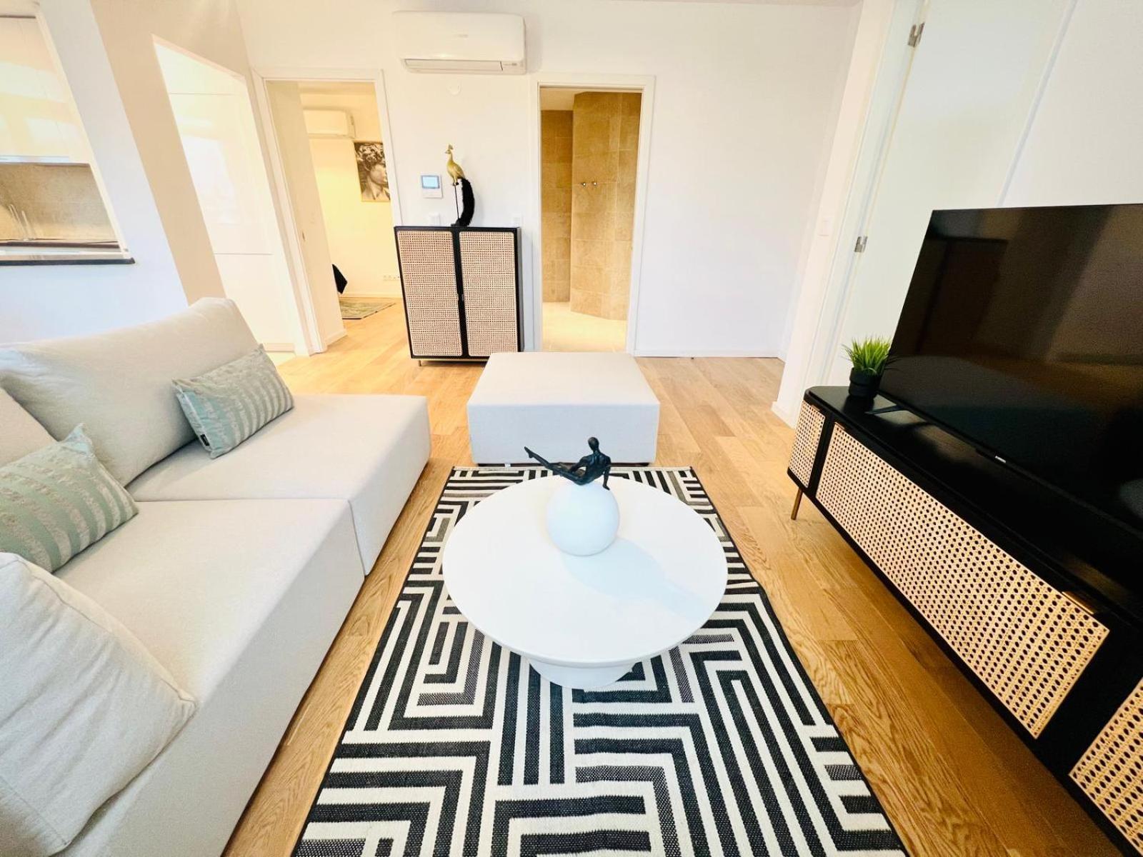 Lisbon Pink House II Beautiful 2 Bedroom Flat In City Center Екстериор снимка