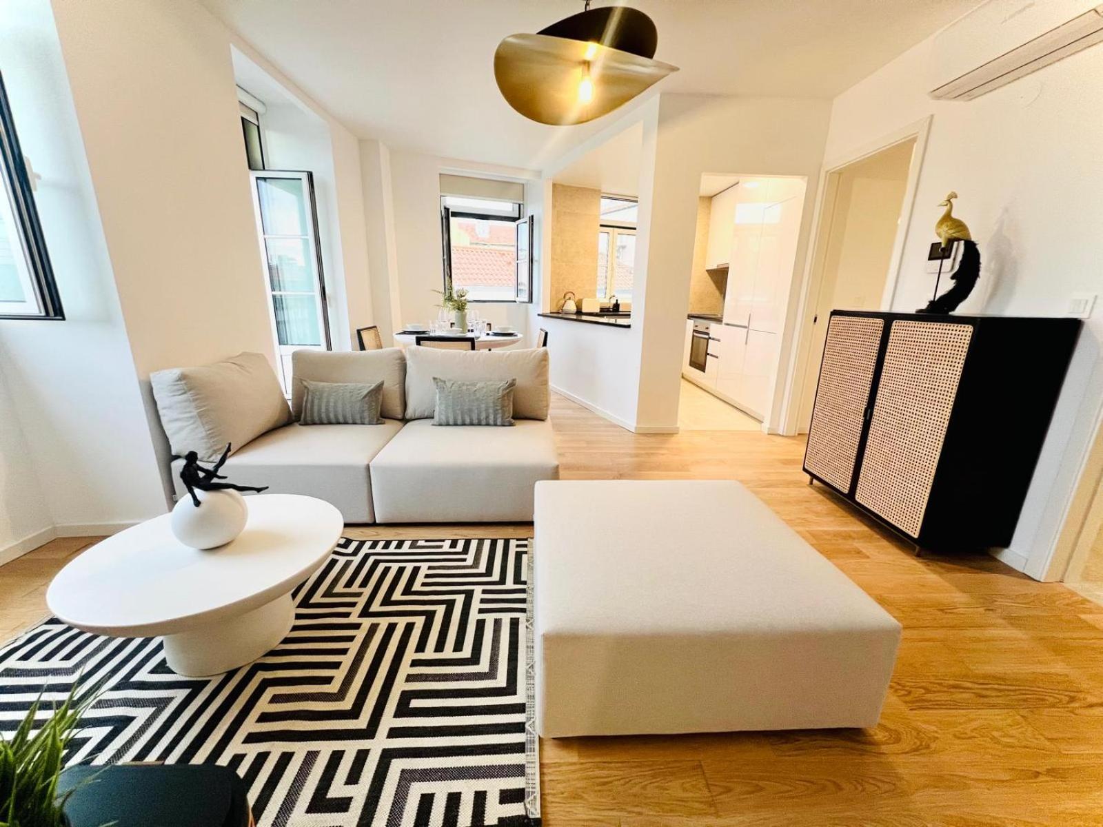 Lisbon Pink House II Beautiful 2 Bedroom Flat In City Center Екстериор снимка
